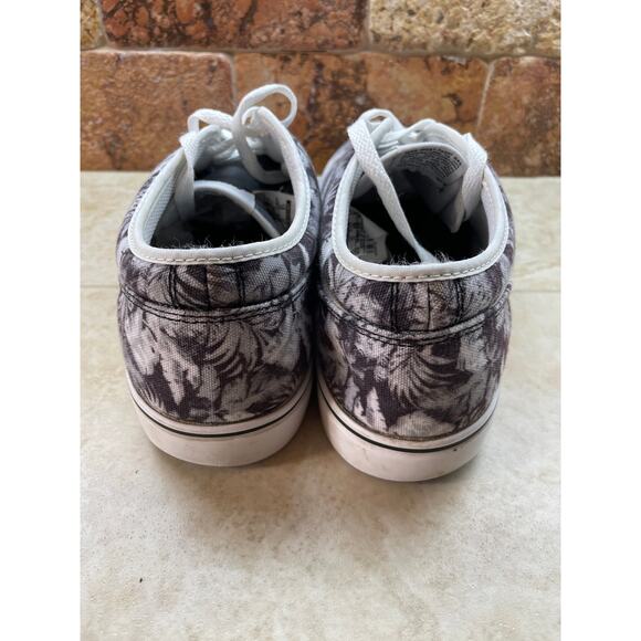 Nike Floral Print Canvas Sneakers Men’s Size 12 Gray White Low Lace Up Athletic main image 9